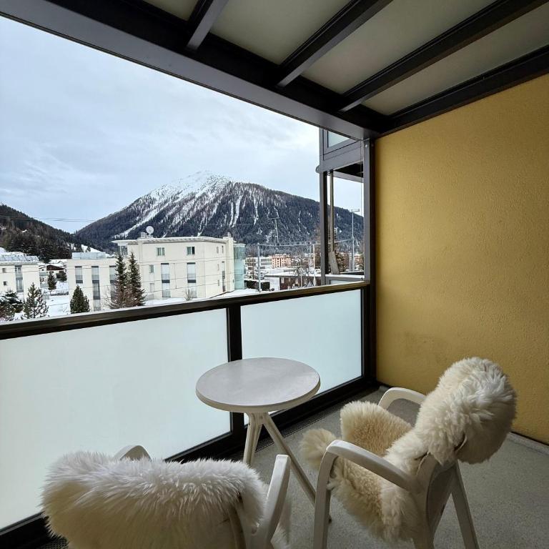 Davos Mountain View Studio 200 m Skilift Parsenn - Apartment - 4