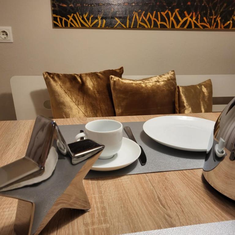Apartment bei Anna - Two-Bedroom Apartment with Bathroom - 19