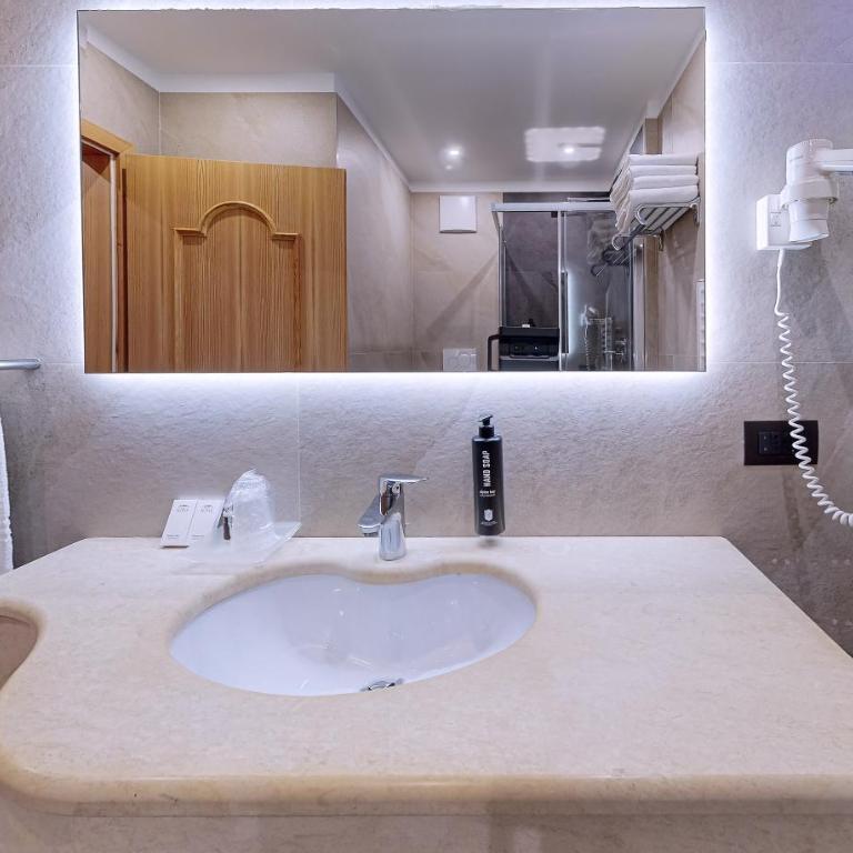 Hotel Madonna delle Nevi - Junior Suite con Balcone - 3