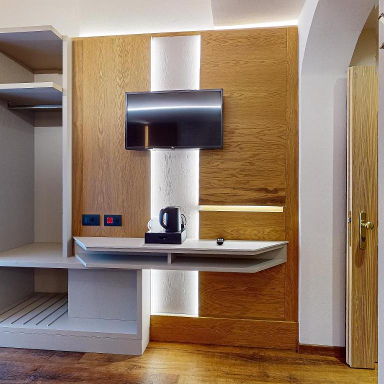 Hotel Madonna delle Nevi - Suite Deluxe - 4