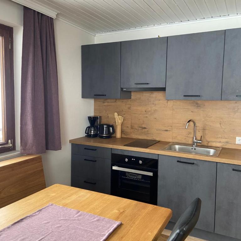 Zirbis Bergzauber - Apartment mit 3 Schlafzimmern - 11
