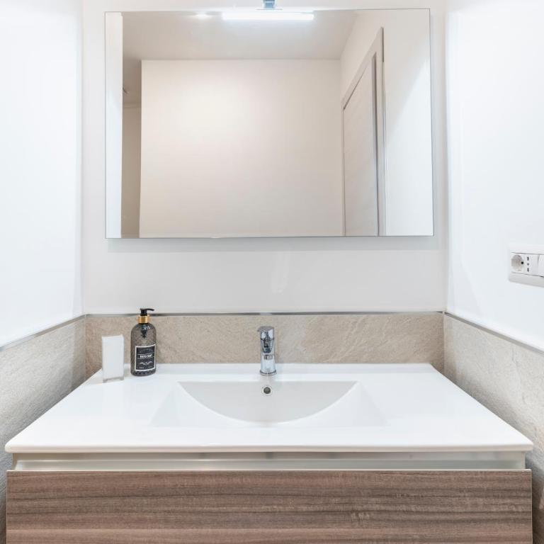 Parco degli Acquedotti 2bedroom apt - Appartement 2 Chambres - 27