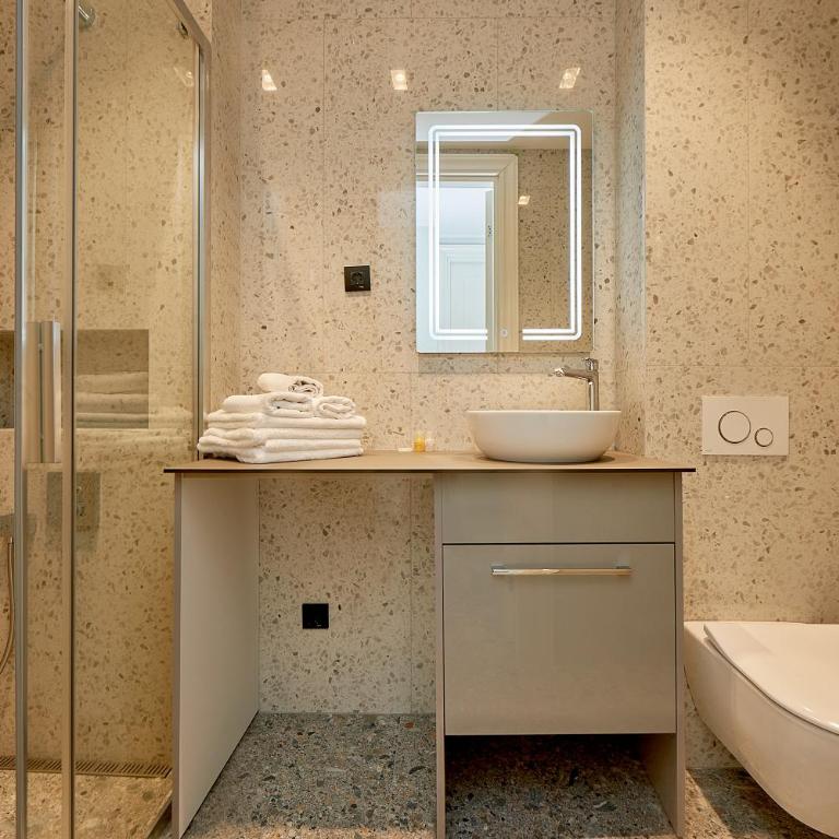 Панорамная квартира на первой линии моря Skyline Resort, Becici, Budva - Two-Bedroom Apartment - 9