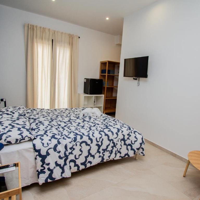 Porta Nuova Suite & Rooms city center - Double Room with Balcony - 2