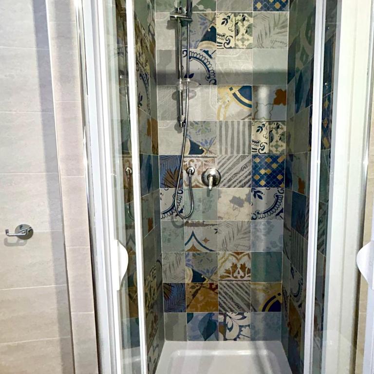 Vacanze Romane at Furio Camillo - Appartamento con 2 Camere da Letto - 27