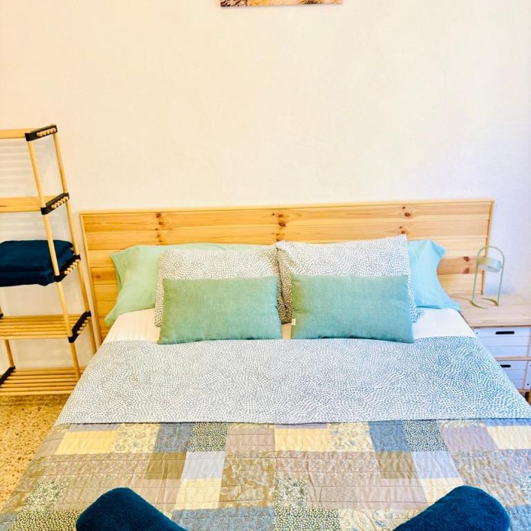 Precioso Apartamento playa Pinedo Valencia - Three-Bedroom Apartment - 3