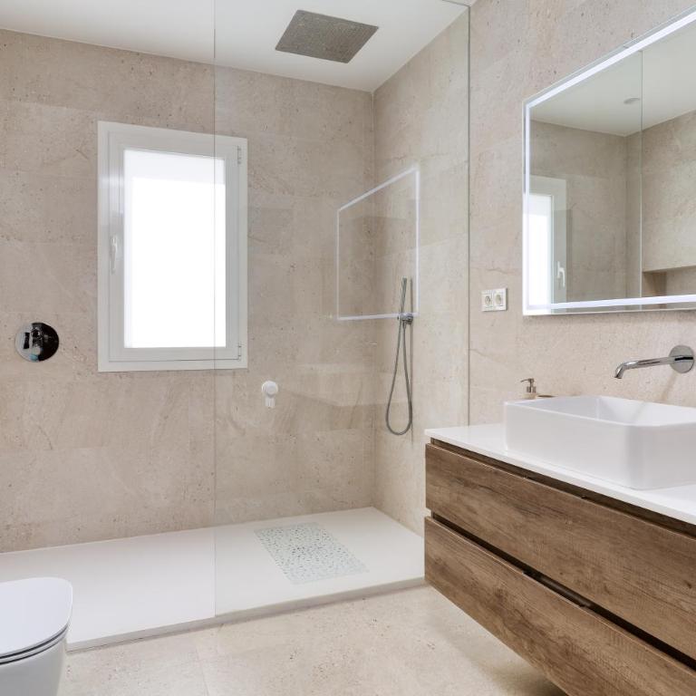 Elegant villa in Marbella - Villa - 40