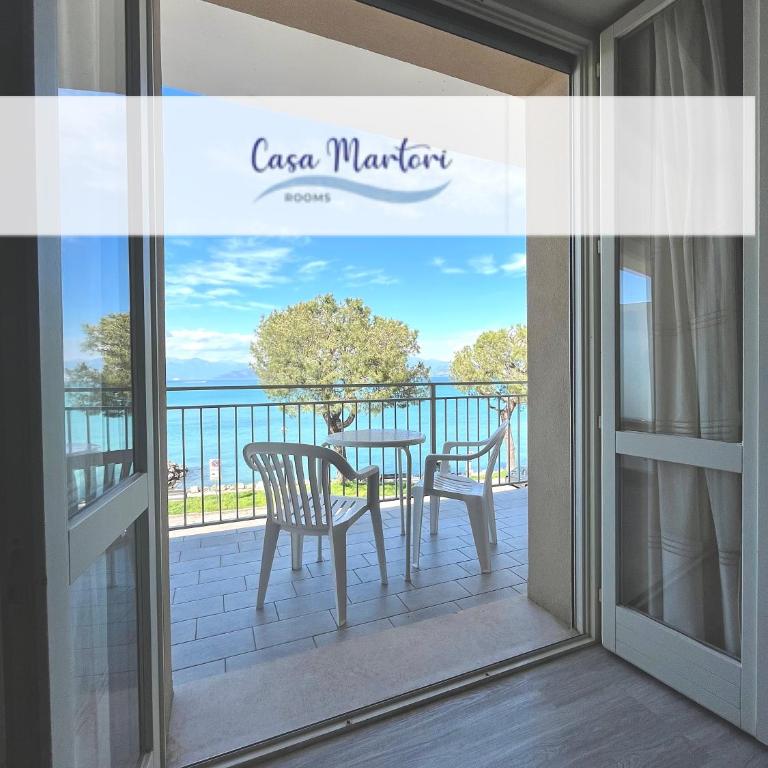 Casa Martori Lake View Rooms - Camera Matrimoniale con Balcone e Vista Mare - 19