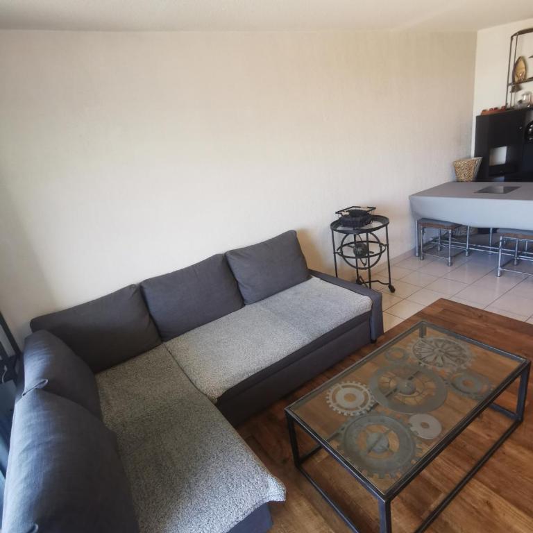 Canet-Beach - One-Bedroom Apartment - 5