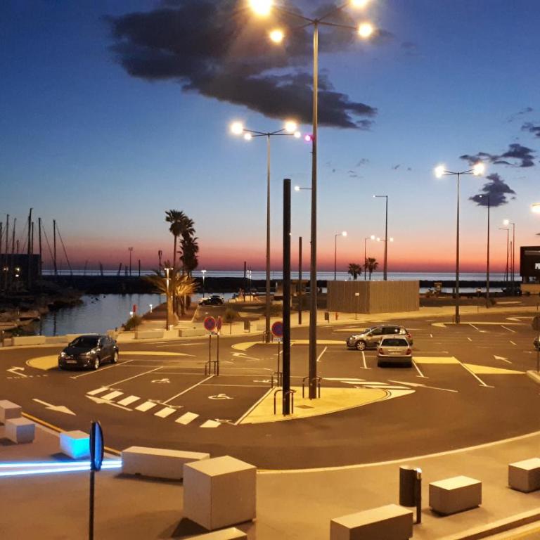 Canet-Beach - One-Bedroom Apartment - 14