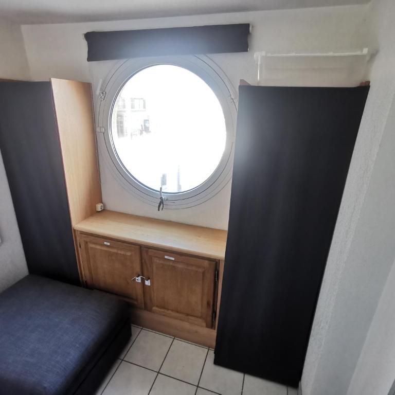 Canet-Beach - One-Bedroom Apartment - 7