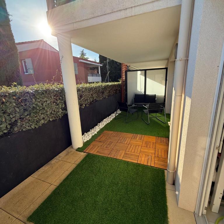 Appartement à Frejus avec piscine et terrasse - Apartment mit 1 Schlafzimmer - 3
