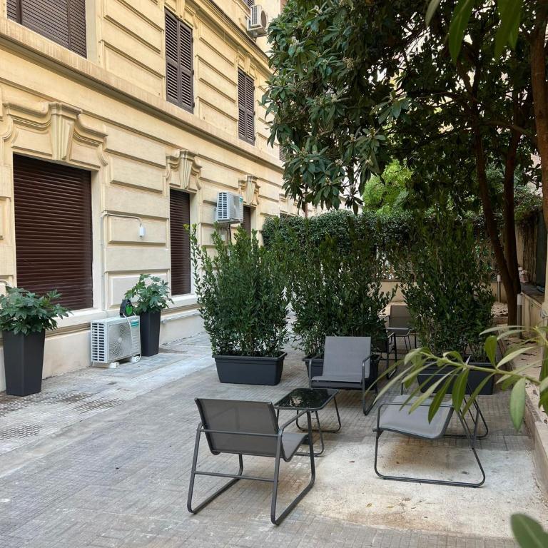 C2 Top Class Apartment, 2 camere da letto con giardino in zona Via Veneto distante 15 minuti a piedi da Fontana di Trevi - Appartamento con 2 Camere da Letto - 20