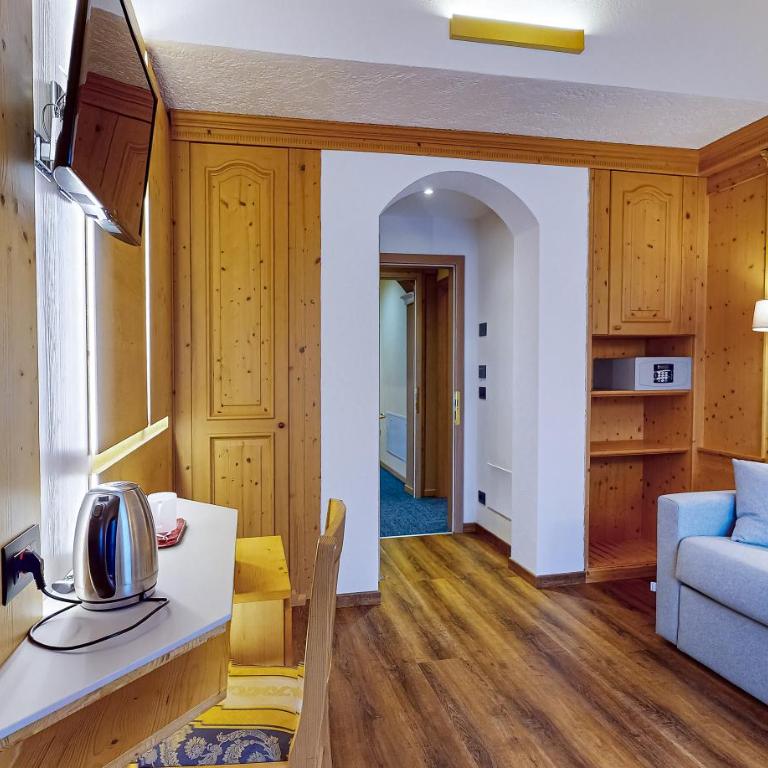 Hotel Madonna delle Nevi - Suite con Balcone - 3