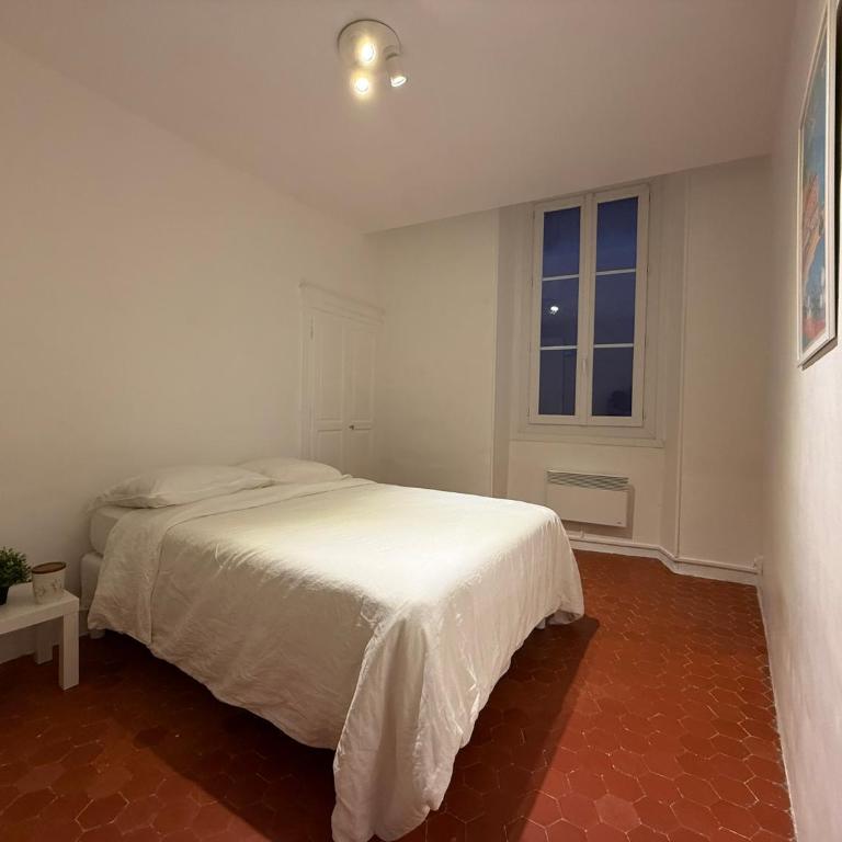 Sublime appartement 4P classé dans le Vieux-Nice - Appartement 1 Chambre - 7