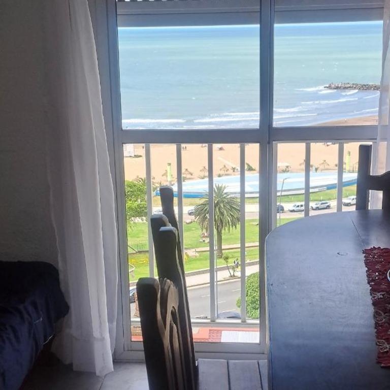 Vista plena playa las toscas - Apartamento de 1 dormitorio - 2