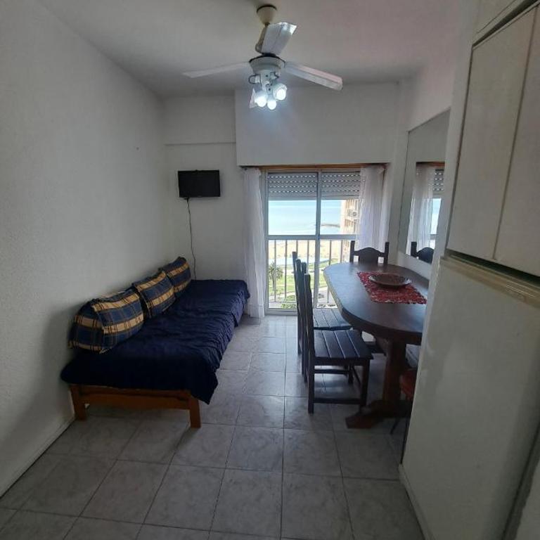 Vista plena playa las toscas - Apartamento de 1 dormitorio - 6