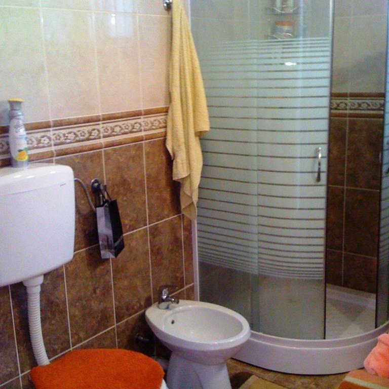 Holiday Home Mikki - Four-Bedroom House - 19