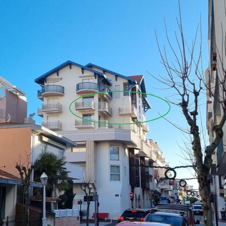 Appartement centre Arcachon avec terrasse vue mer, clim et parking - Apartment mit 2 Schlafzimmern - 17