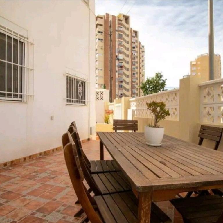 Stylish & Spacious Fully Equipped Studio-4 minutes walk to Albufereta Beach - One-Bedroom Apartment - 10