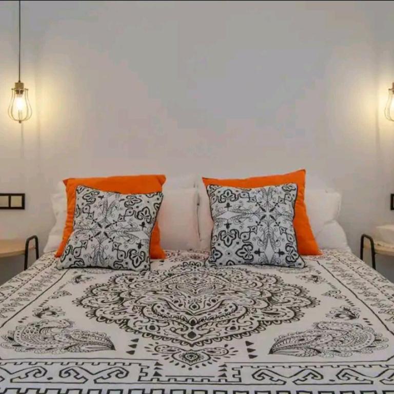 Stylish & Spacious Fully Equipped Studio-4 minutes walk to Albufereta Beach - One-Bedroom Apartment - 20