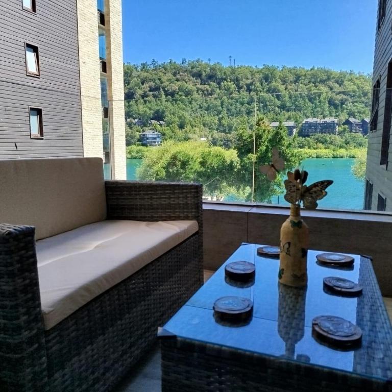 Pinares Vista Lago - Apartamento - 51