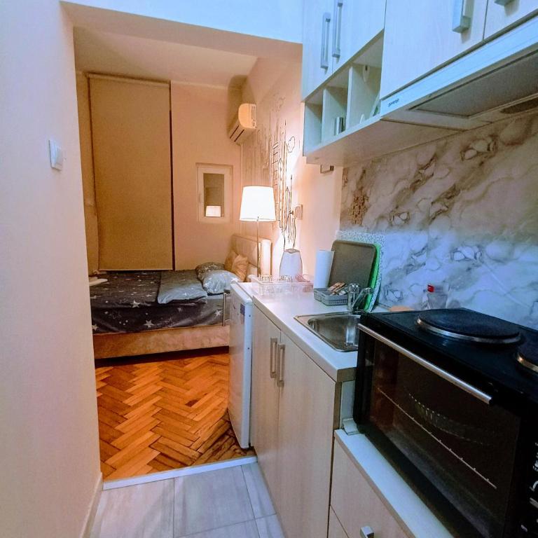 Cosy Central Studio Jana - One-Bedroom Apartment - 18