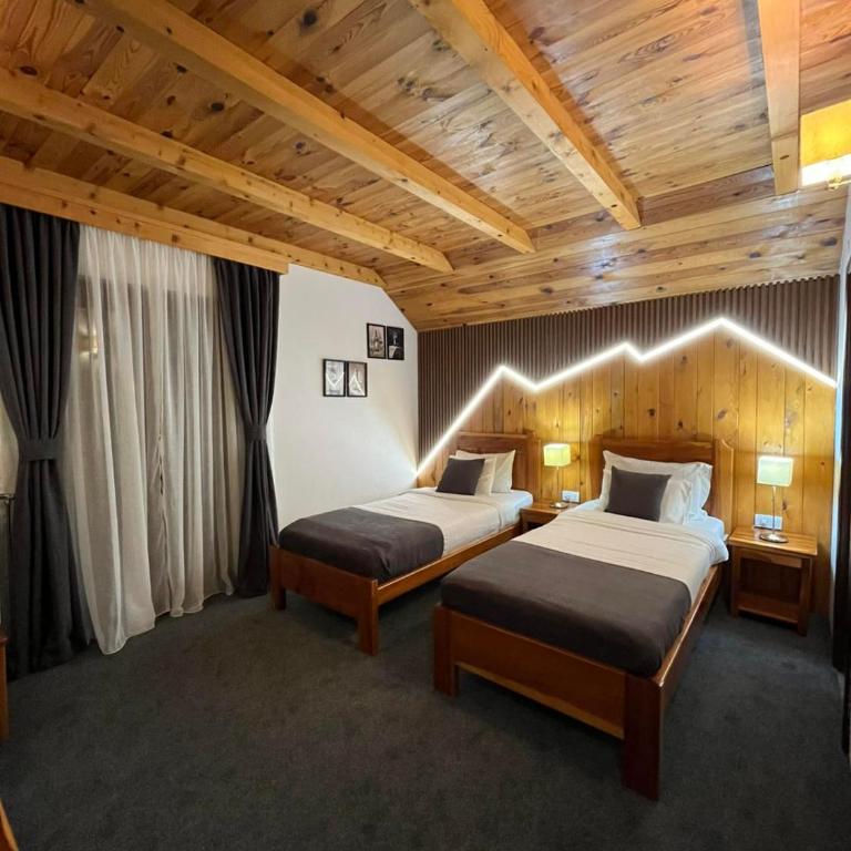Rooms and apartmants Mirovic - Dvokrevetna Soba sa Bračnim Krevetom/Zasebnim Krevetima - 16