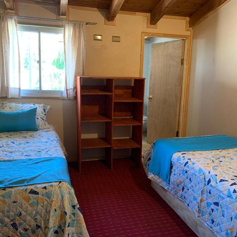 Hostal del Carmen Pucon - Twin Room with Private Bathroom - 1