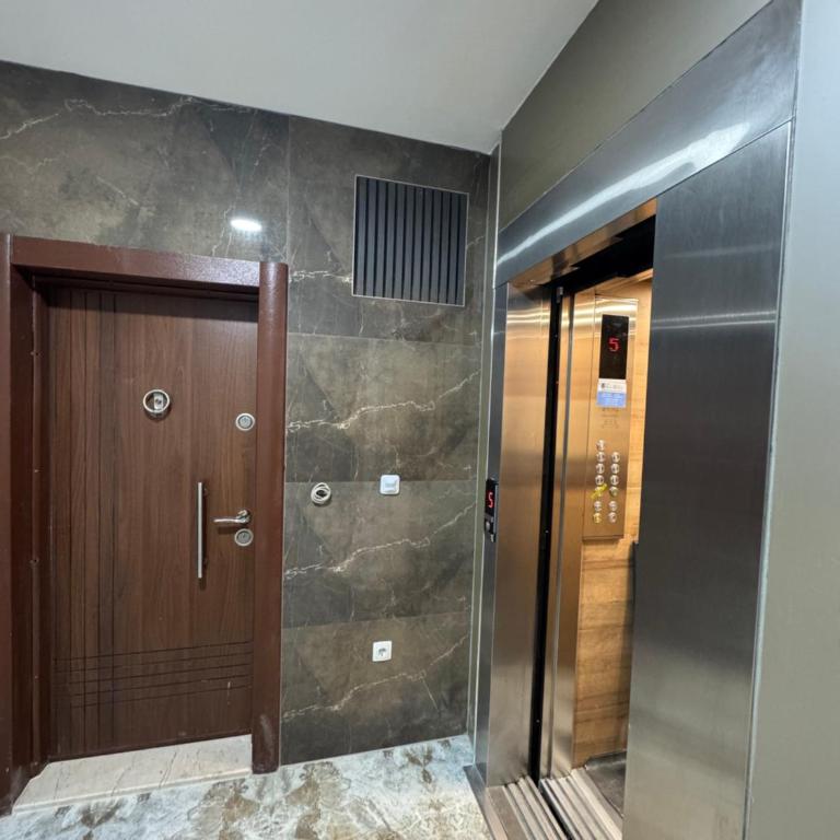 Sara City Center - Dvokrevetna Soba sa Bračnim Krevetom - 16