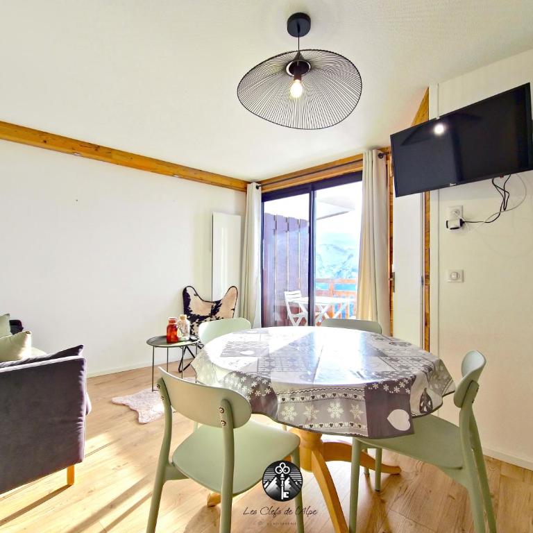 Nouveau ! Studio rénové design - Appartement 2 Chambres - 14