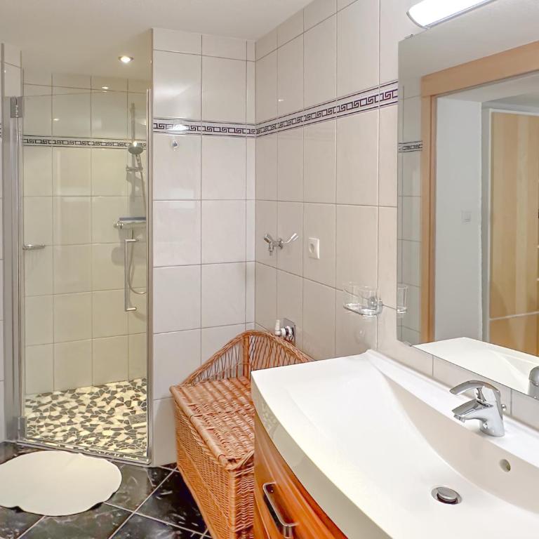 Appart Loreen - Apartment mit Blick auf die Berge - 8