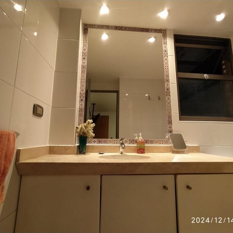 Cómodo departamento en Escuela Militar, Las Condes - One-Bedroom Apartment - 27