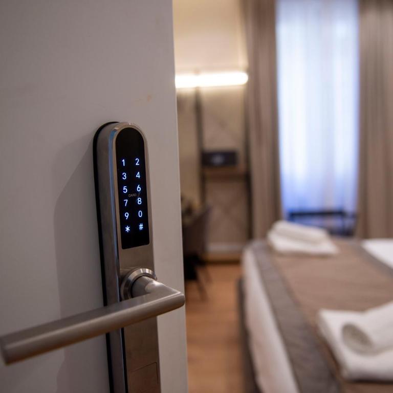 Hotel AD Suites Nazionale - Camera Queen Superior - 16