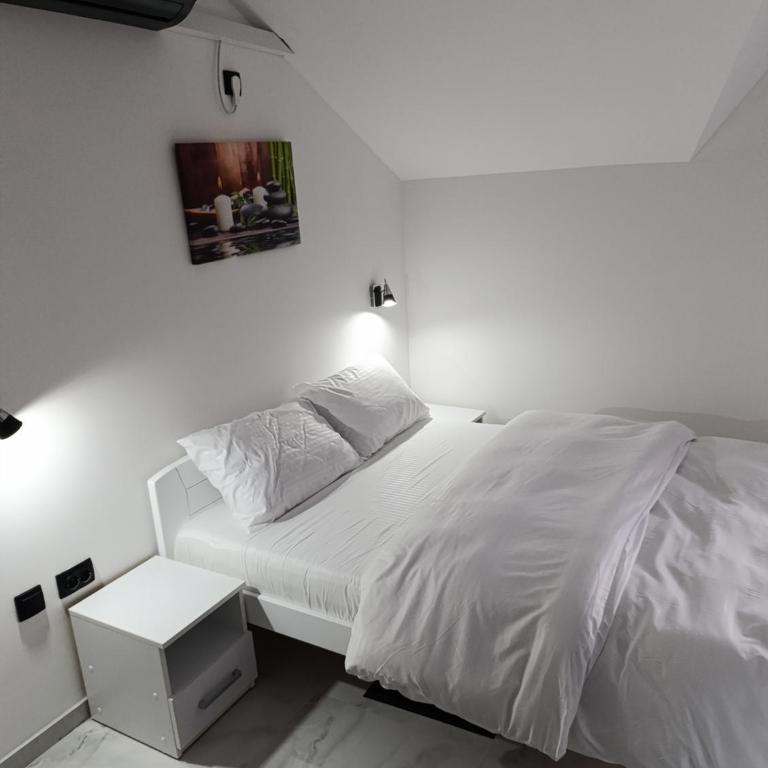 Garfield Family Studio 1 - Apartman sa 1 Spavaćom Sobom - 4