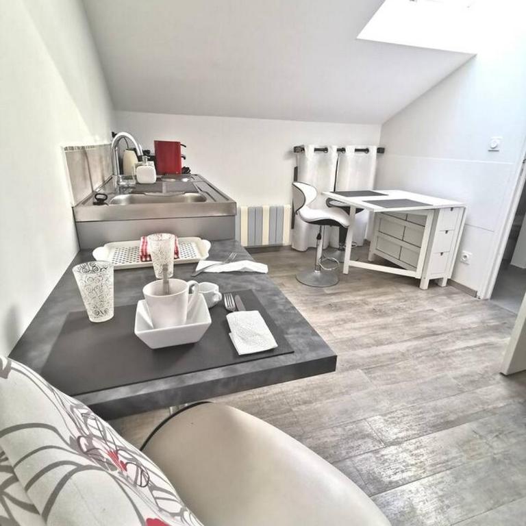 Studio neuf Garance 35 m2 Salin de Giraud - One-Bedroom Apartment - 3