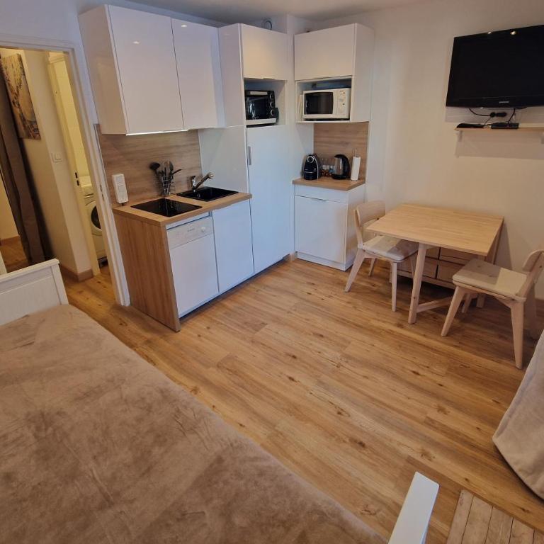 Centre Station - La Vallée Blanche 2 - La Foux - Two-Bedroom Apartment - 17