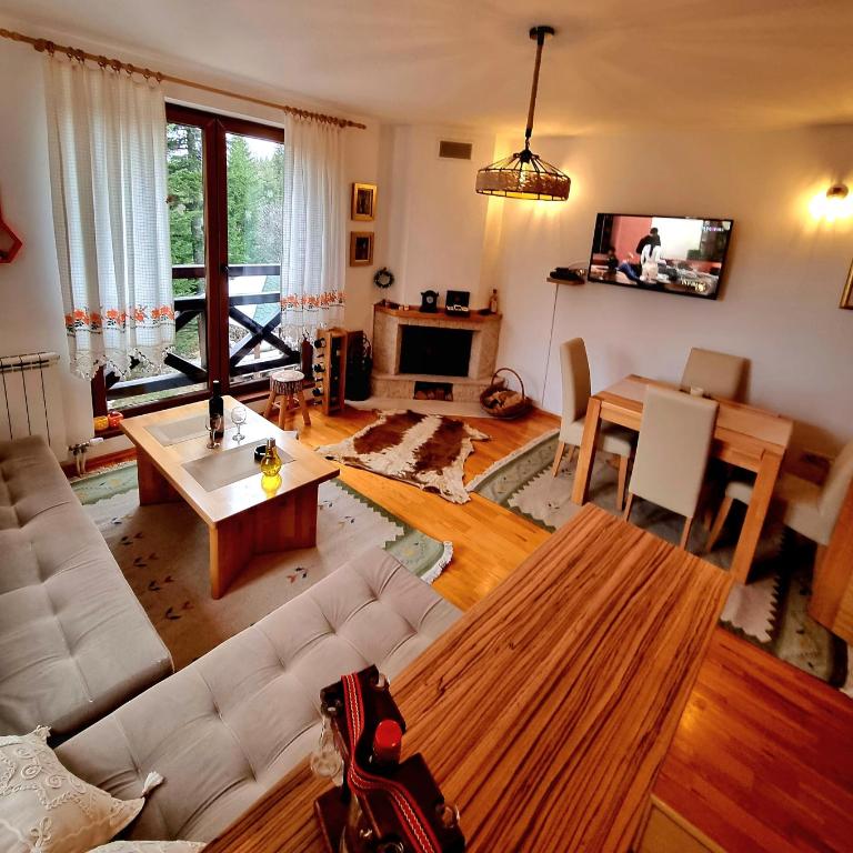 Pogled - One-Bedroom Apartment - 6