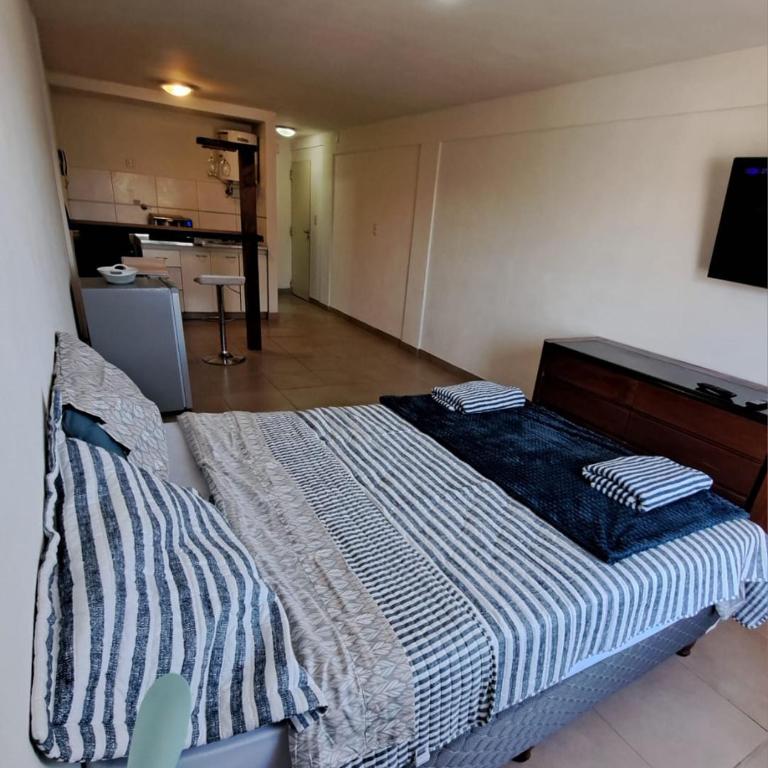 departamento llena de luz, amplia y luminosa - Apartamento de 1 dormitorio - 2