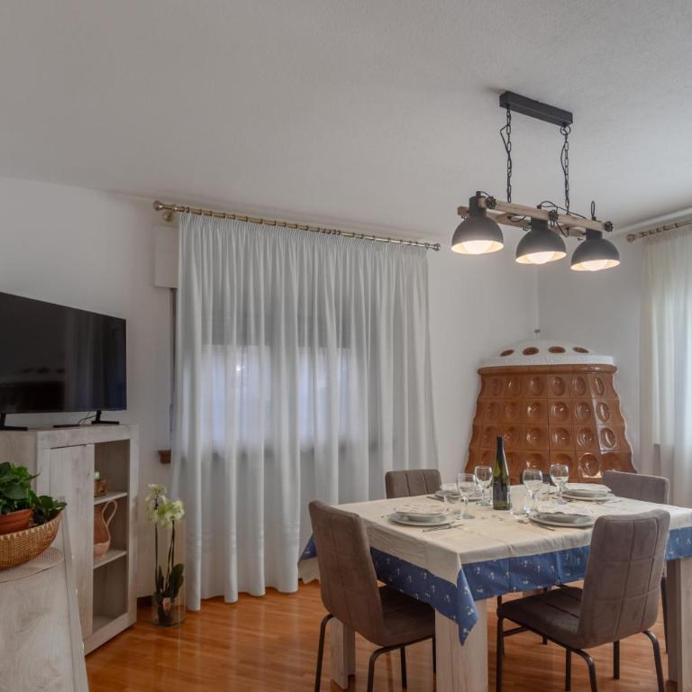 DolomiApartments - Casa Ornella - Appartamento con 2 Camere da Letto - 9
