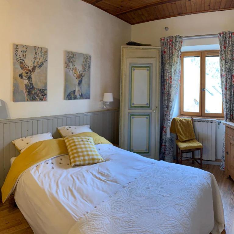 Gîte et chambres d'hôtes "La Tourtette" 12 pers - Small Double Room - 6