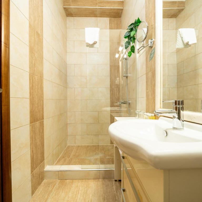 Hotel Alexandar Lux - Double or Twin Room - 32