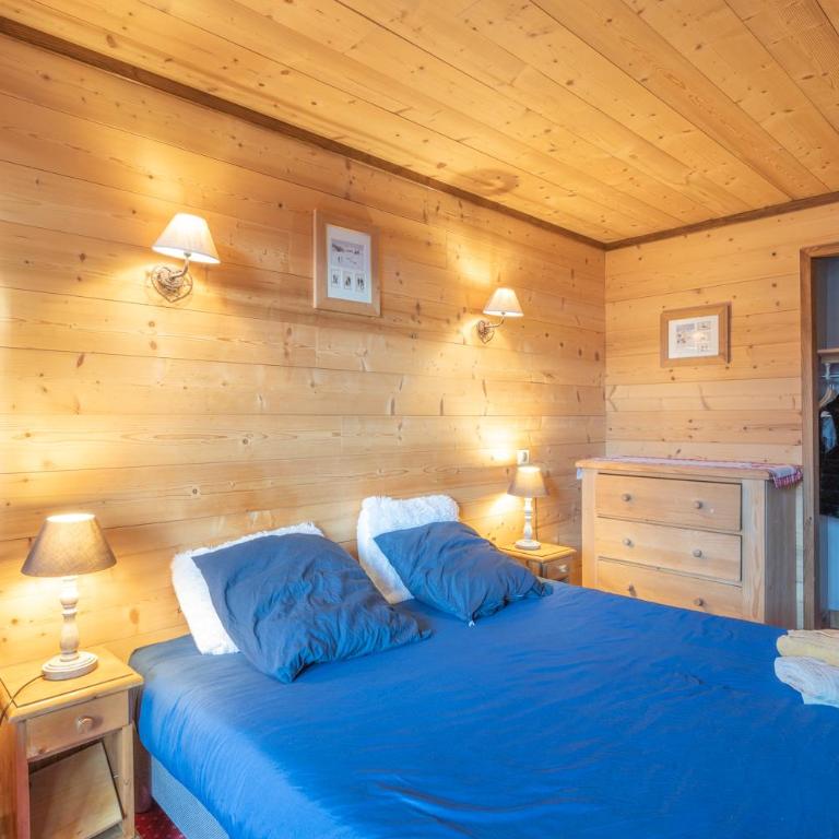 Chalet Alpe d'Huez 1850-Sea and Mountain Pleasure Avec 2 appartements- 1 Appartement 3 Chambres 8 Couchages - 3 Salles d'eau et 1 Appartement 5 Chambres 12 Couchages 5 Salles d'eau - Jacuzzi et Sauna -Pieds des Pistes et Centre - Appartement avec Balcon - 79