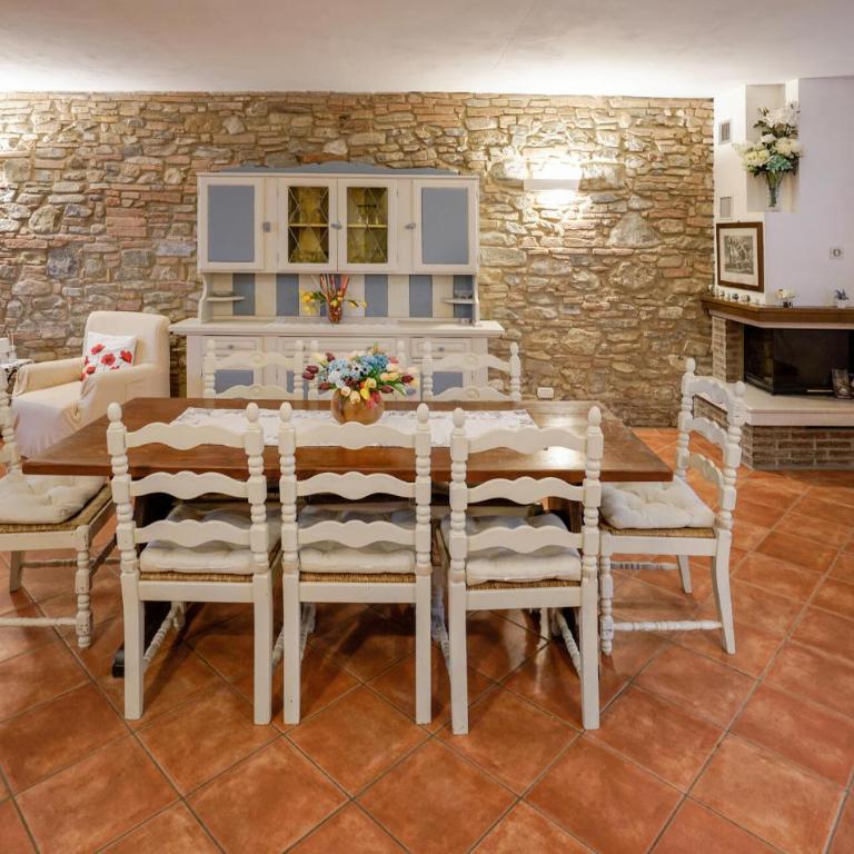 Lovely Home In Gambassi Terme With Wifi - Casa Vacanza con 5 Camere da Letto - 9