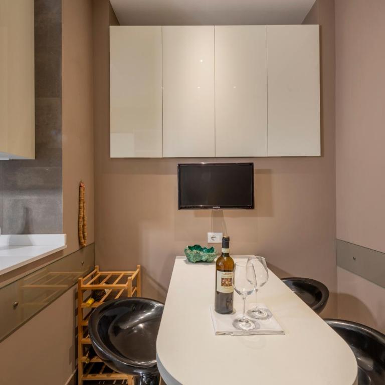 ROMA 1 - Elegante Appartamento con Terrazzo - Appartamento con 2 Camere da Letto - 23