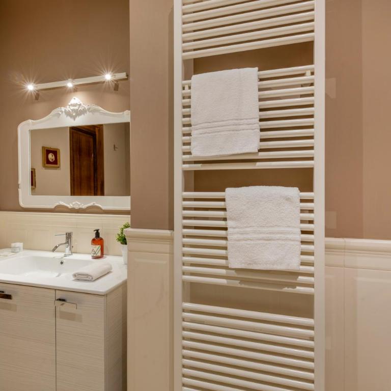 ROMA 1 - Elegante Appartamento con Terrazzo - Appartamento con 2 Camere da Letto - 25