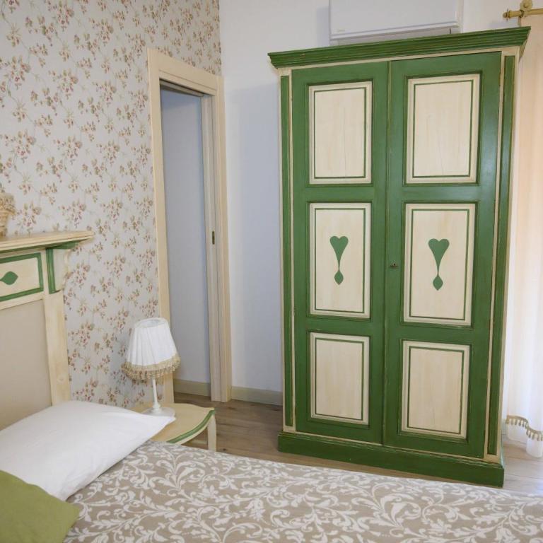 Etna Casa del Sole - Vierbettzimmer mit Meerblick - 8