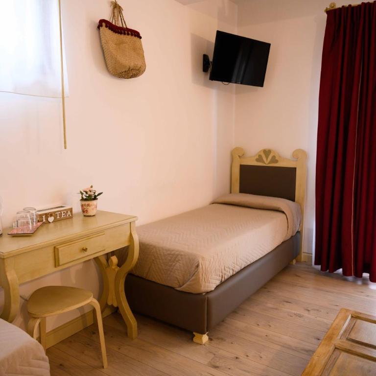 Etna Casa del Sole - Vierbettzimmer mit eigenem Bad - 6