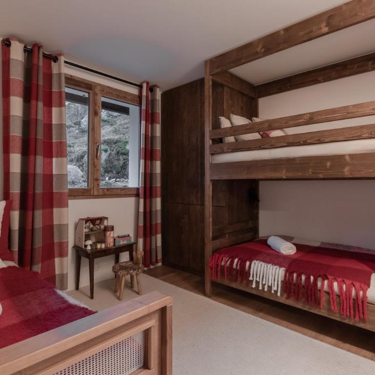 Chalet des Eaux Rousses -Renove -Prive - Vues 360 Mont Blanc - Chalet - 27