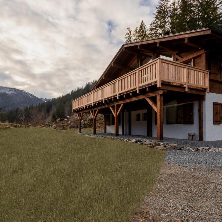 Chalet des Eaux Rousses -Renove -Prive - Vues 360 Mont Blanc - Chalet - 25
